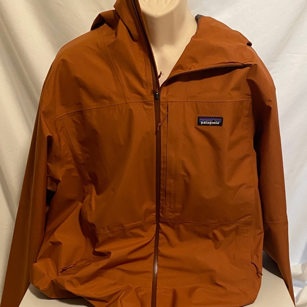 Patagonia Men's Rust Raincoat